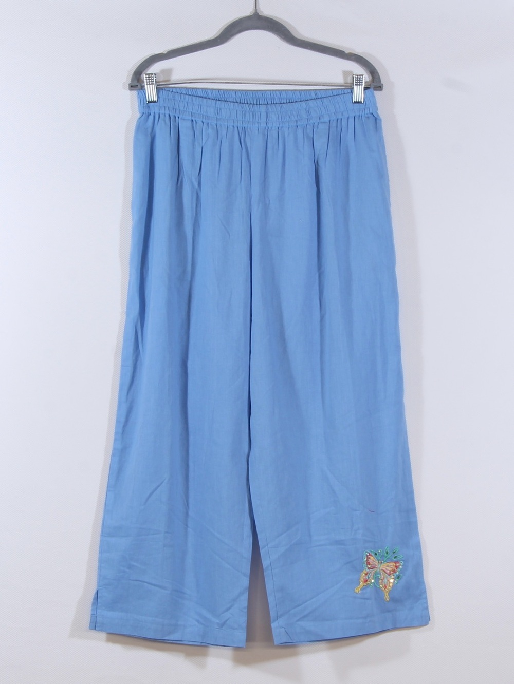 Metropolitan Women's Blue Chambray 2-piece Short Sleeve Shirt and Capri Set NWOT - Picture 9 of 10